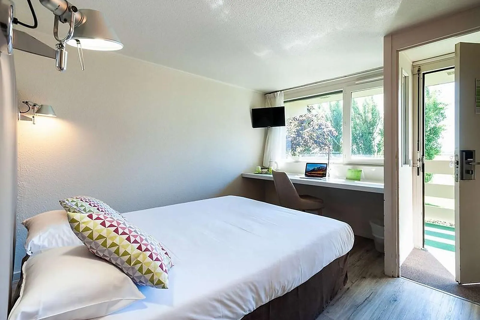 Lieux événementiels, CAMPANILE BEAUNE