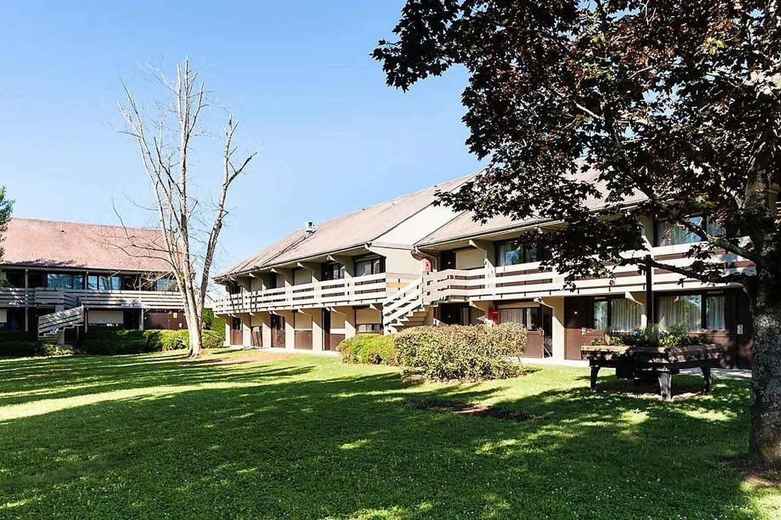 Lieux événementiels, CAMPANILE BEAUNE