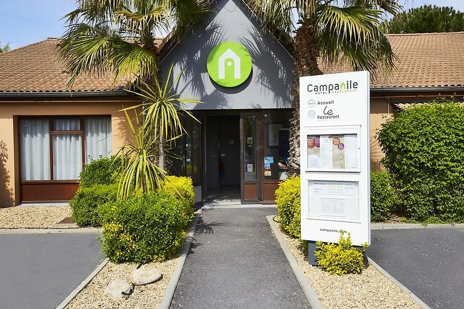 Lieux événementiels, CAMPANILE BEZIERS