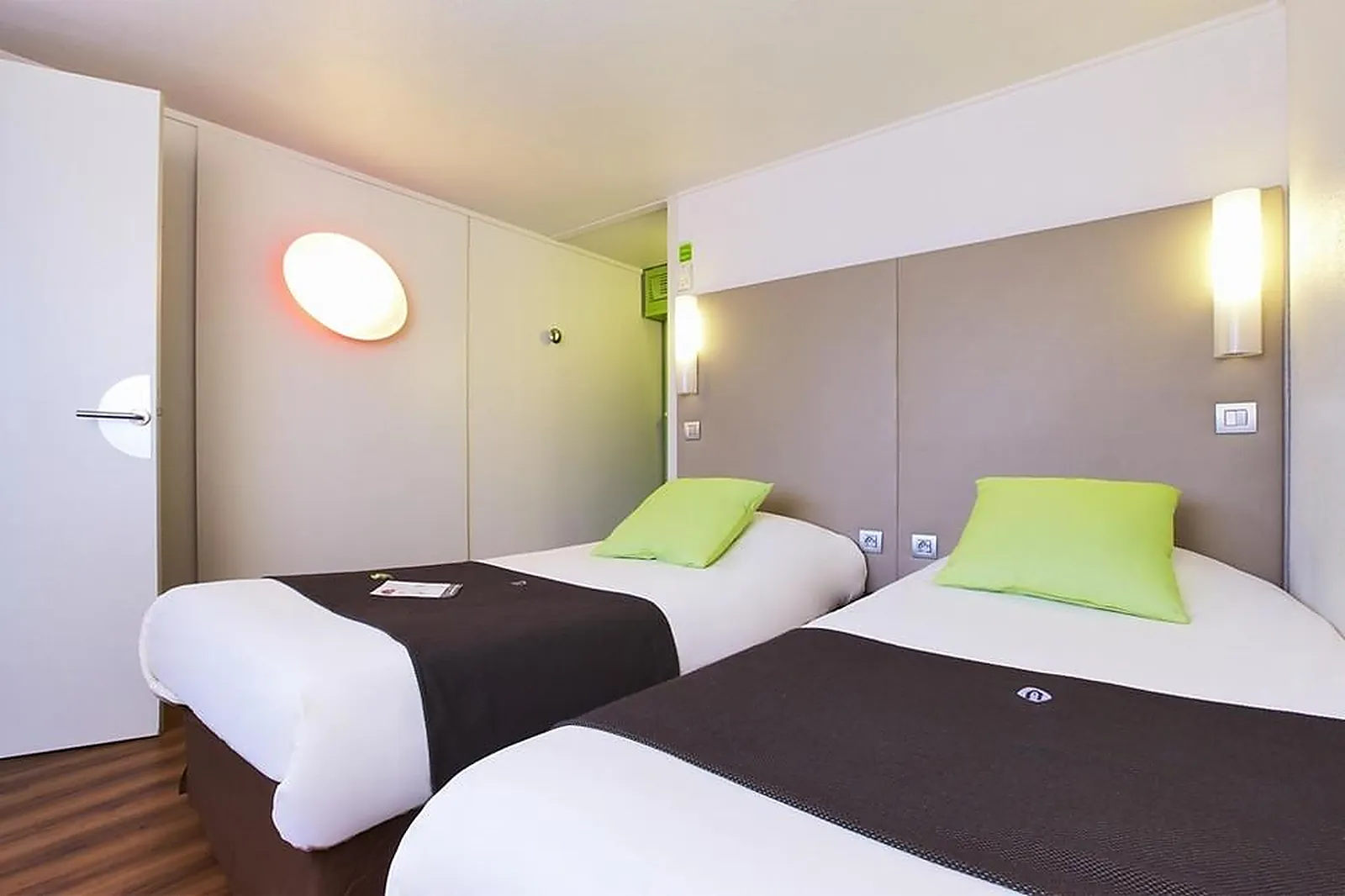 Lieux événementiels, CAMPANILE BEZIERS