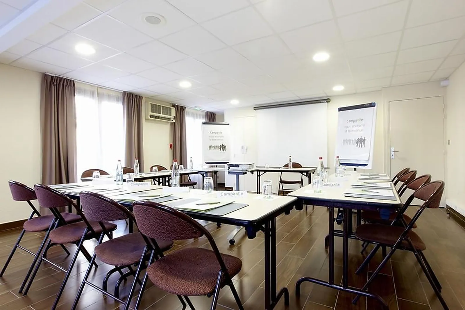 Lieux événementiels, CAMPANILE BEZIERS