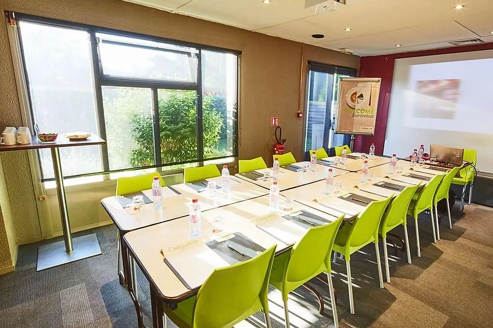 Lieux événementiels, CAMPANILE BORDEAUX EST - ARTIGUES