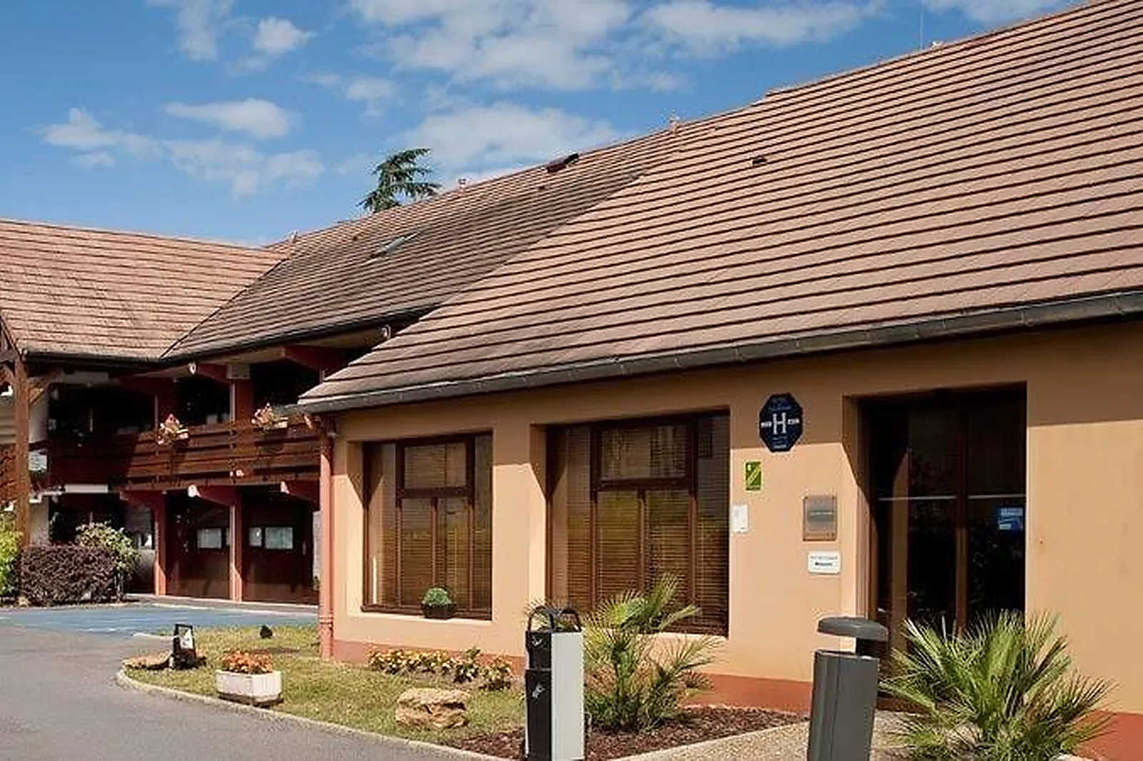 Lieux événementiels, CAMPANILE BRIVE LA GAILLARDE OUEST