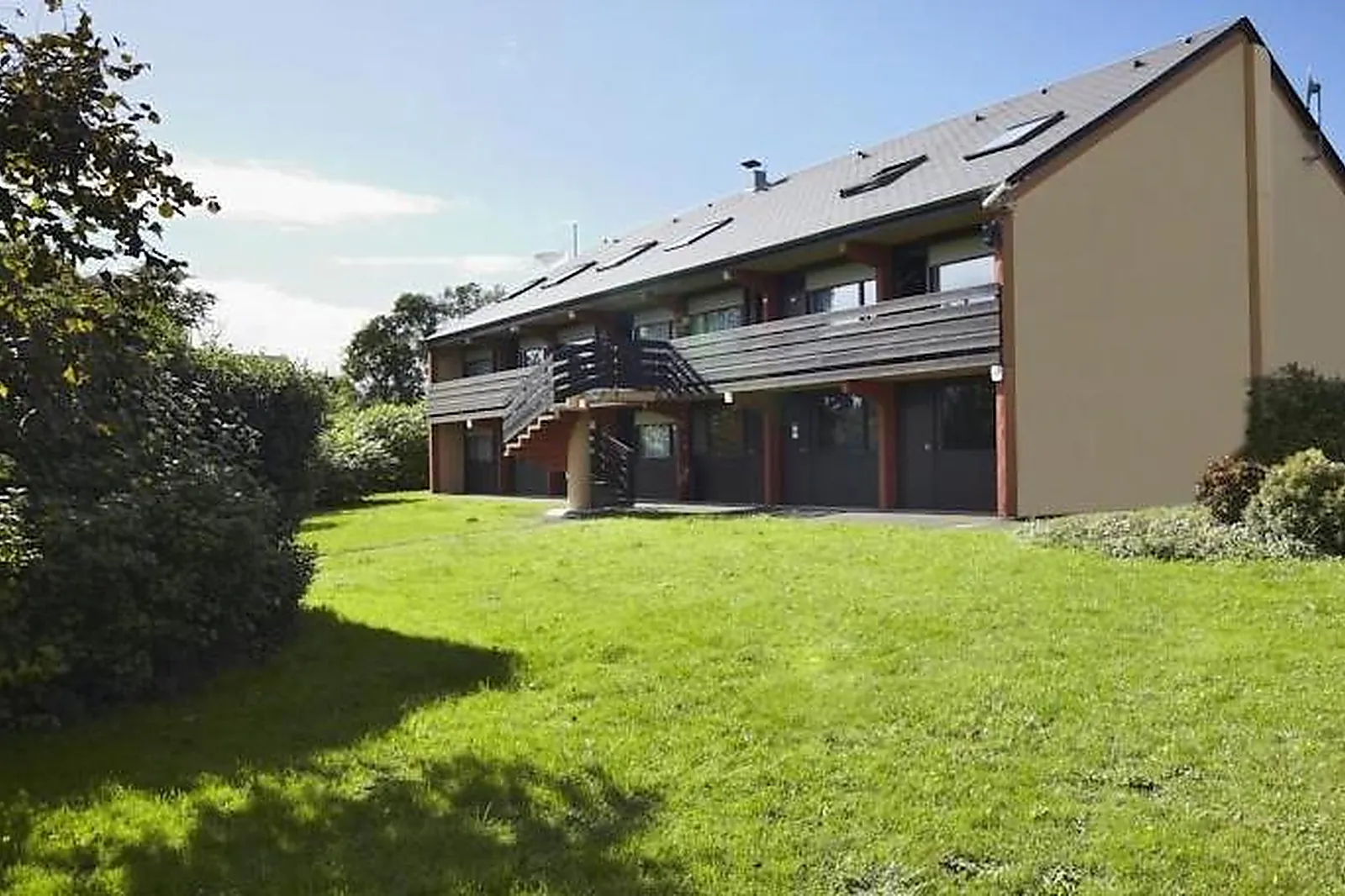 Lieux événementiels, CAMPANILE CAEN-HÉROUVILLE