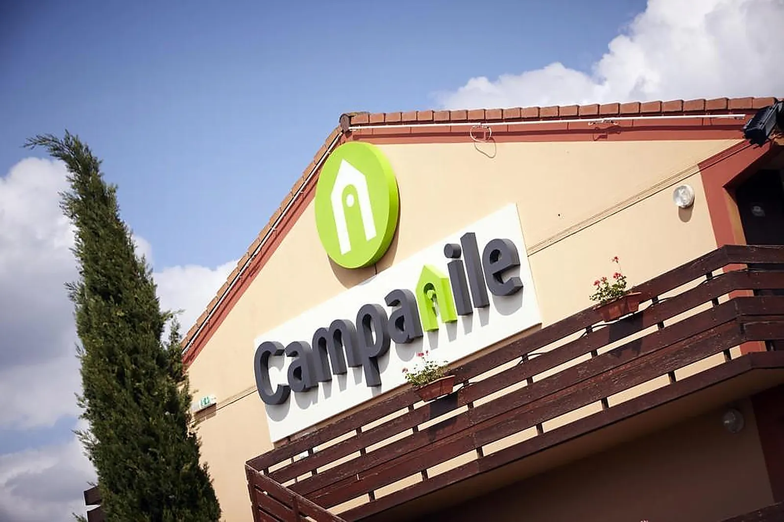 Lieux événementiels, CAMPANILE CAHORS