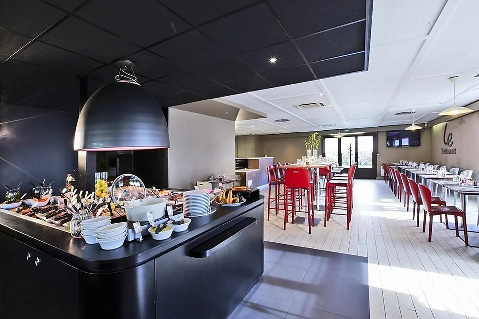 Lieux événementiels, CAMPANILE CHANAS