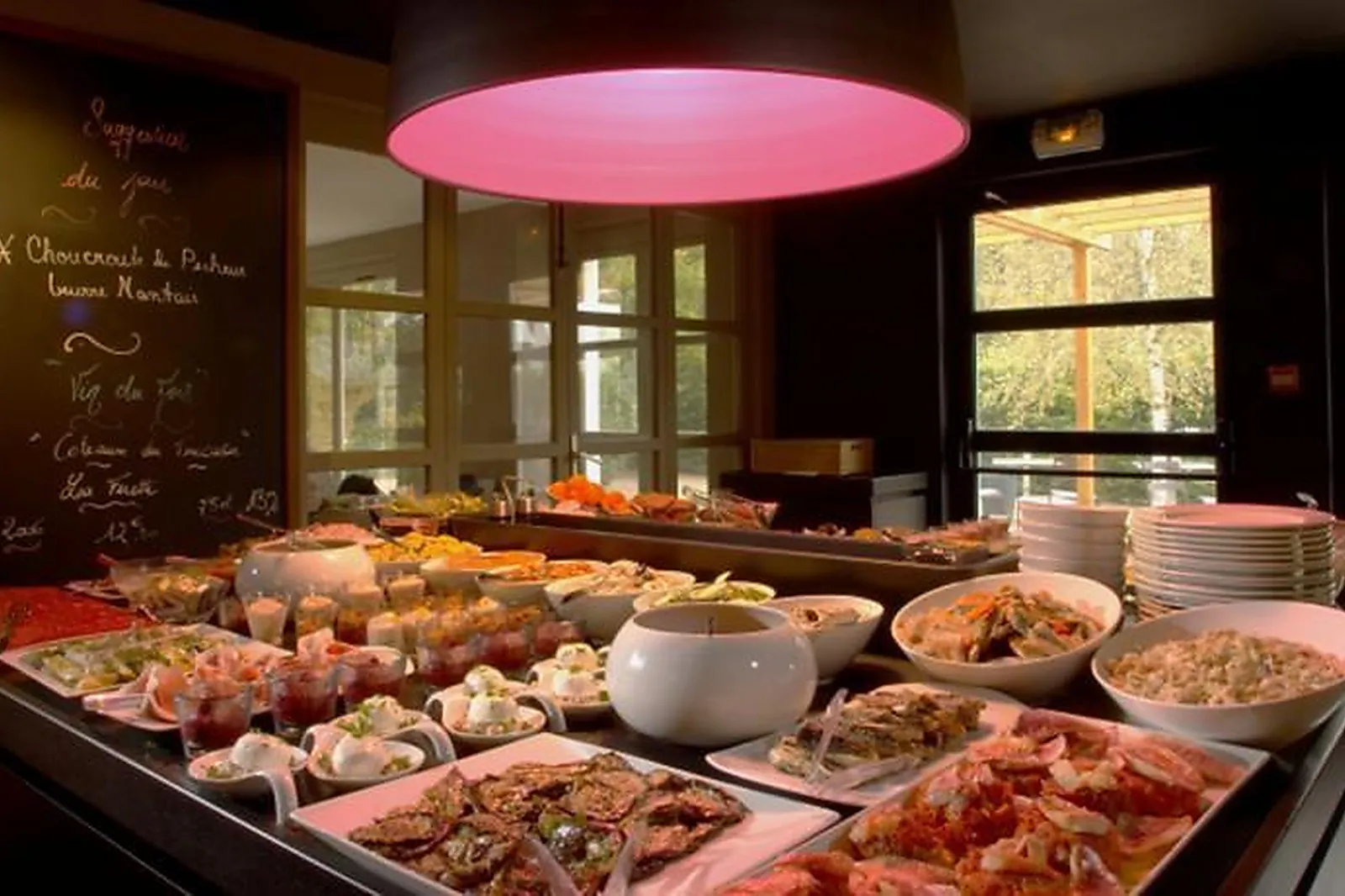 Lieux événementiels, CAMPANILE CHANTILLY