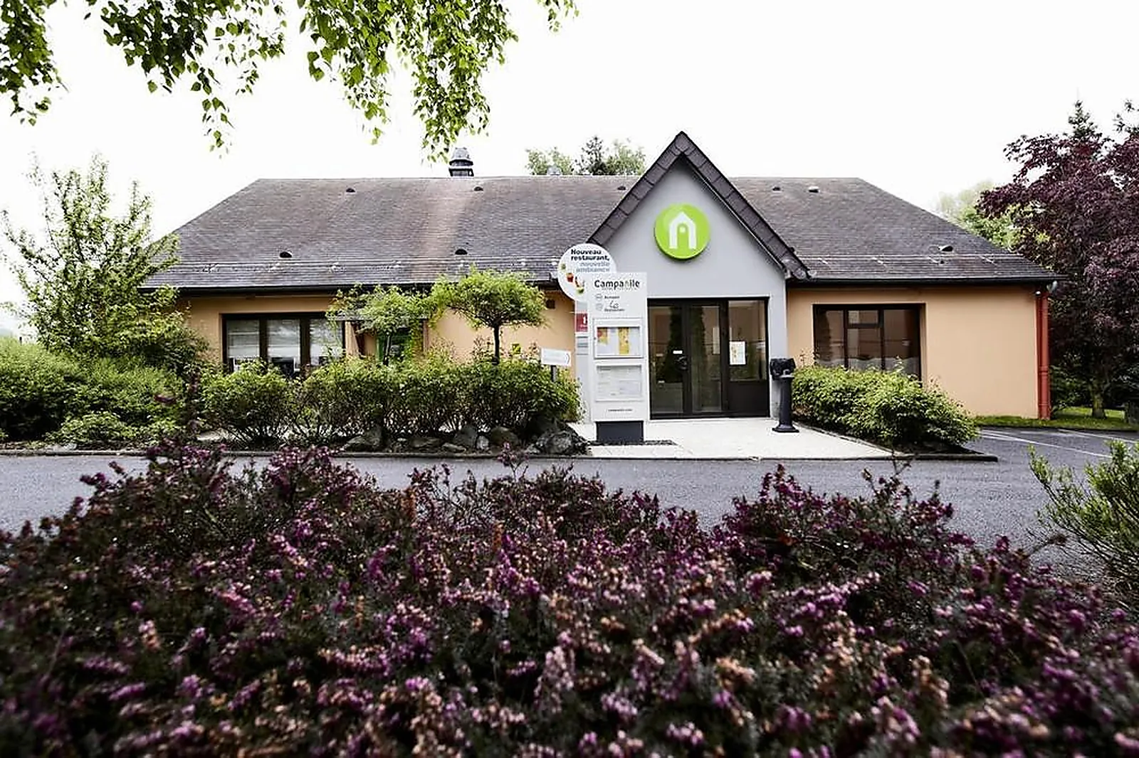 Lieux événementiels, CAMPANILE CHARLEVILLE-MÉZIÈRES