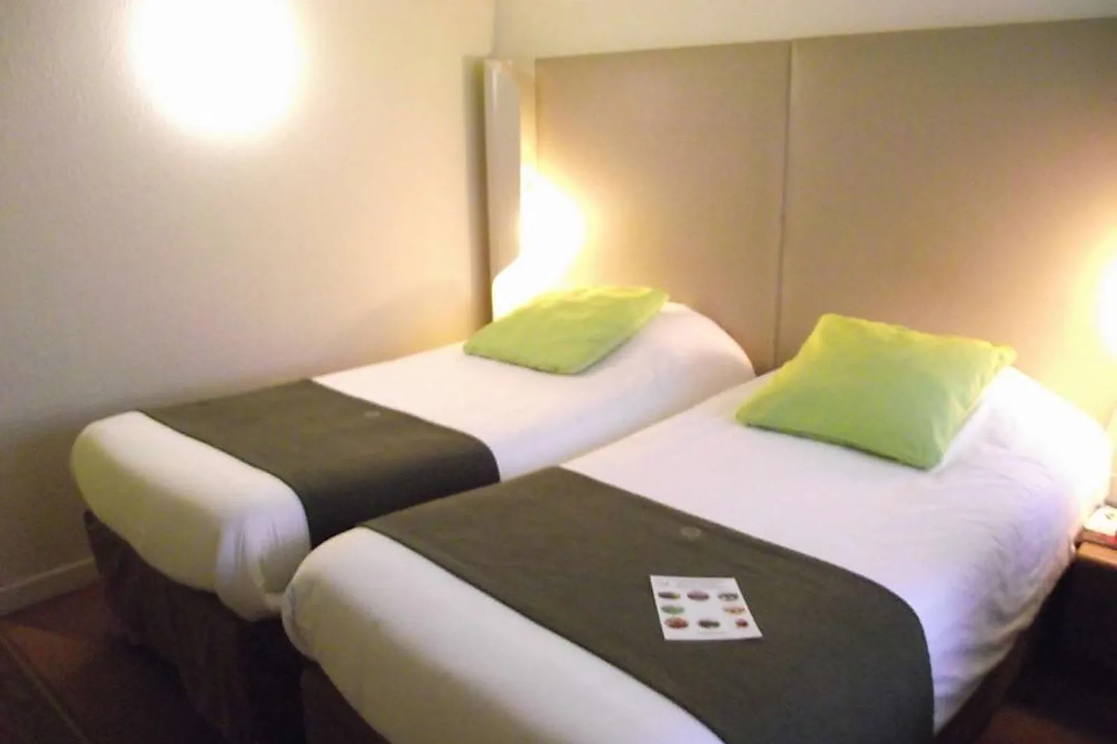 Lieux événementiels, CAMPANILE CHARTRES