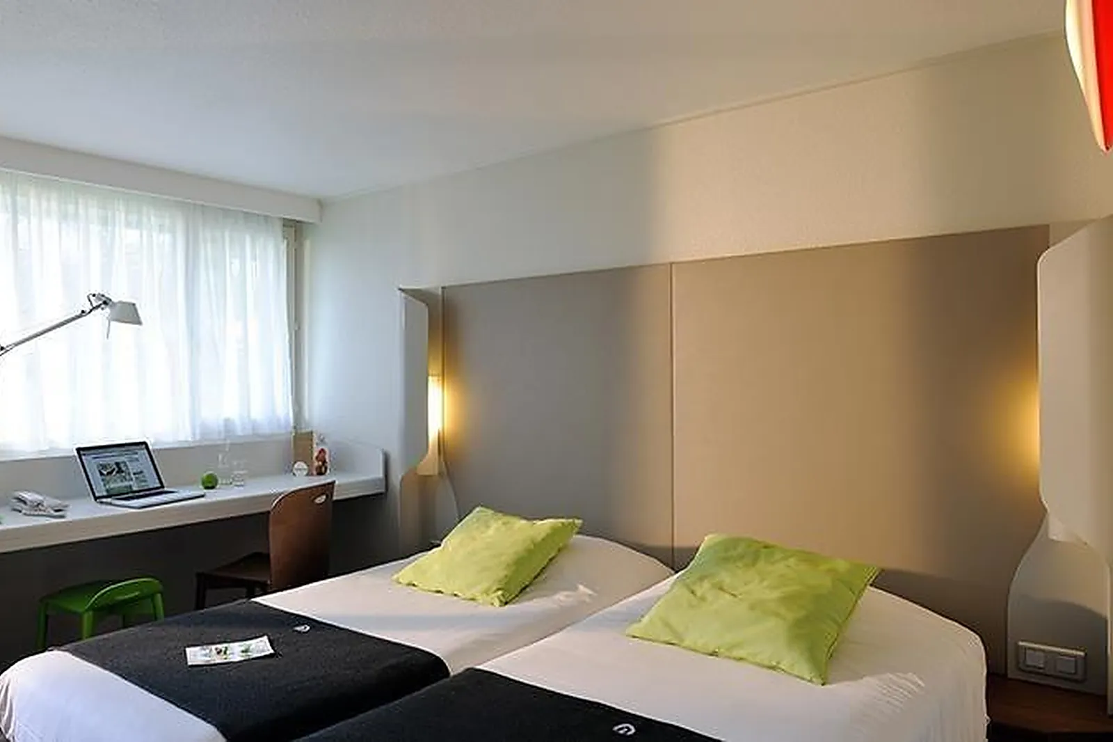 Lieux événementiels, CAMPANILE CHÂTEAU-THIERRY