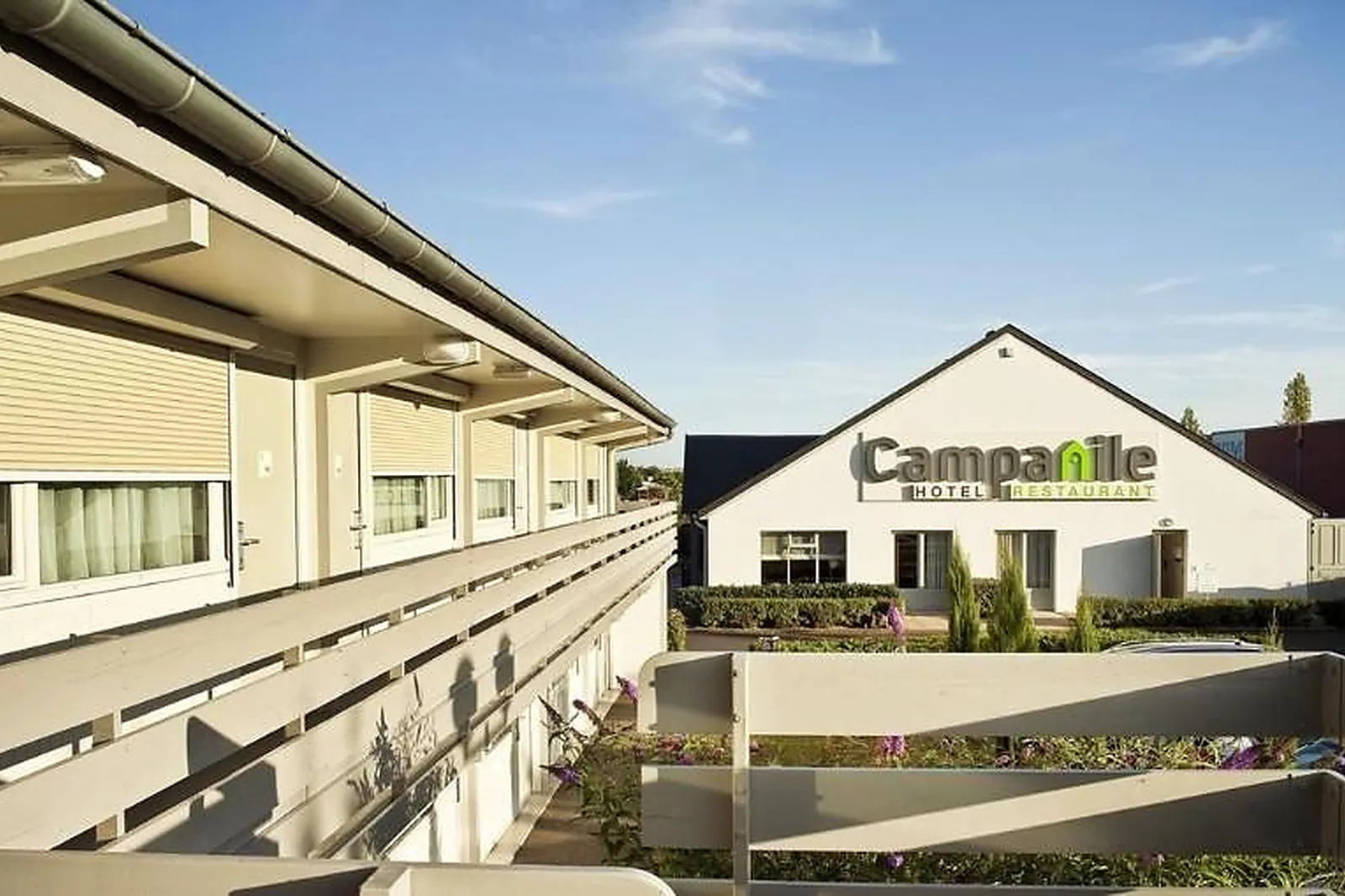 Lieux événementiels, CAMPANILE CLERMONT FERRAND SUD