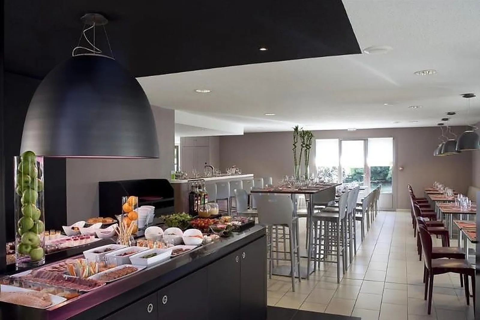 Lieux événementiels, CAMPANILE CLERMONT FERRAND SUD