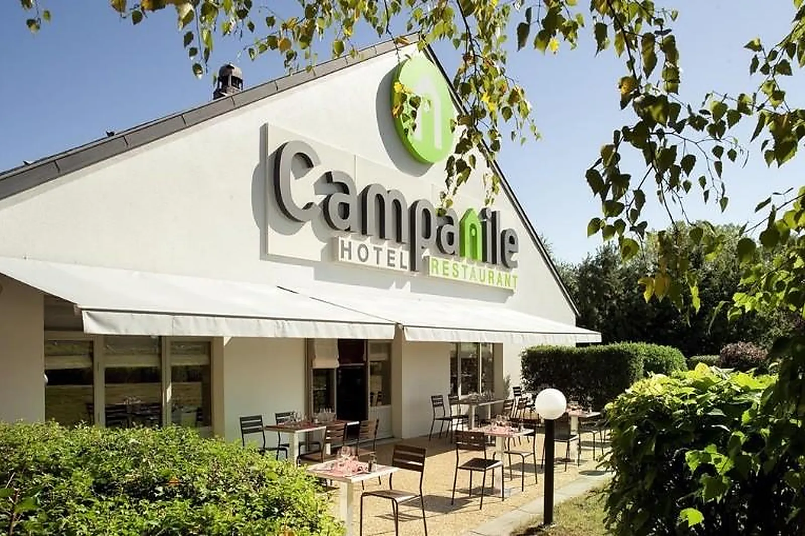 Lieux événementiels, CAMPANILE CLERMONT FERRAND SUD