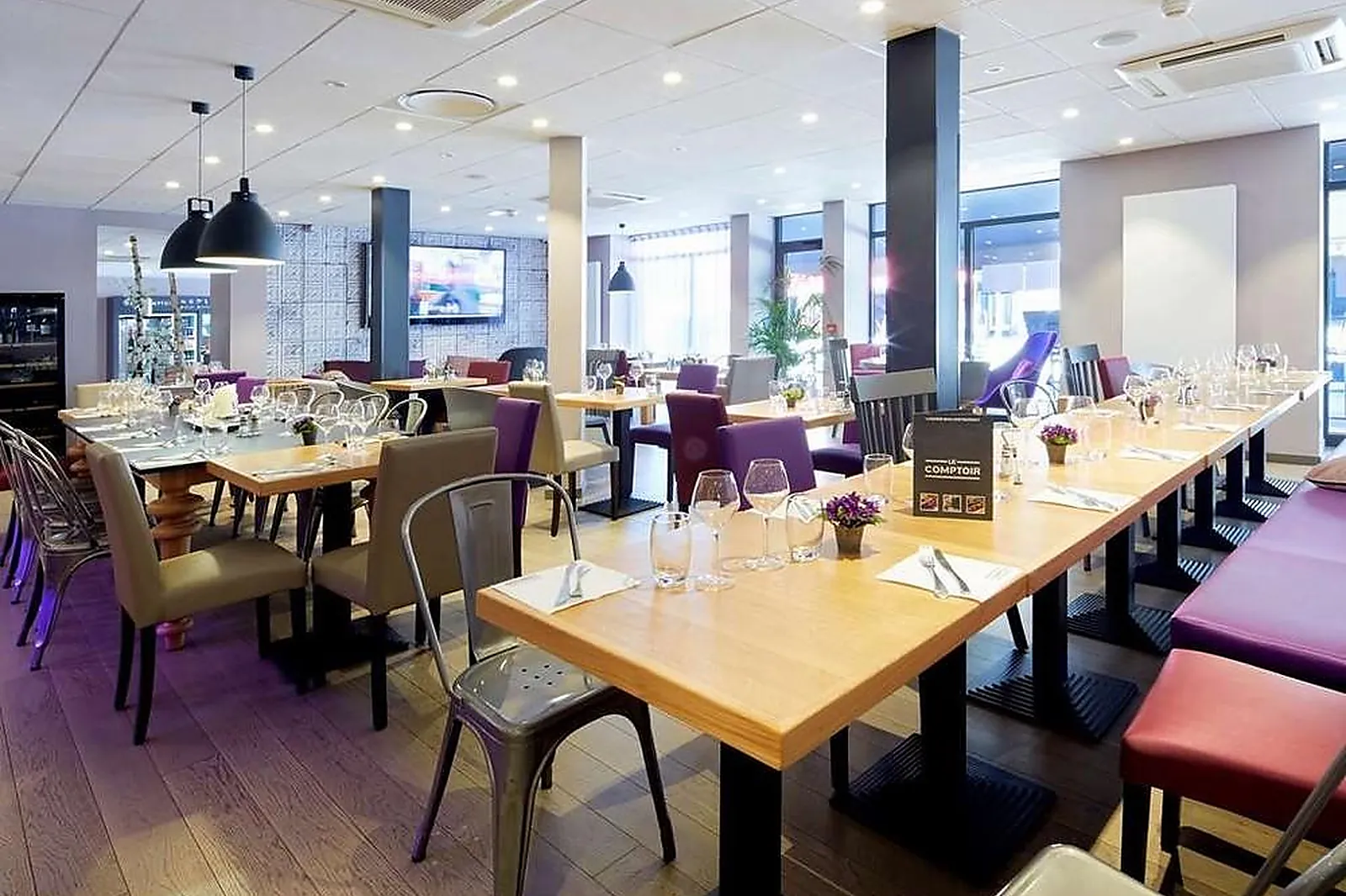 Lieux événementiels, CAMPANILE DIJON CENTRE GARE