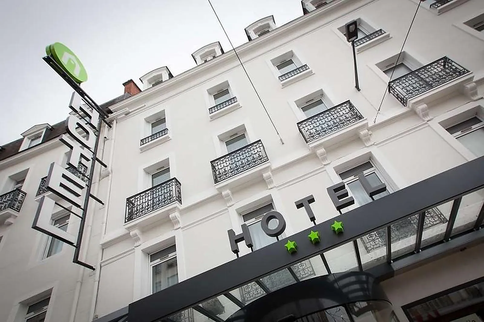 Lieux événementiels, CAMPANILE DIJON CENTRE GARE