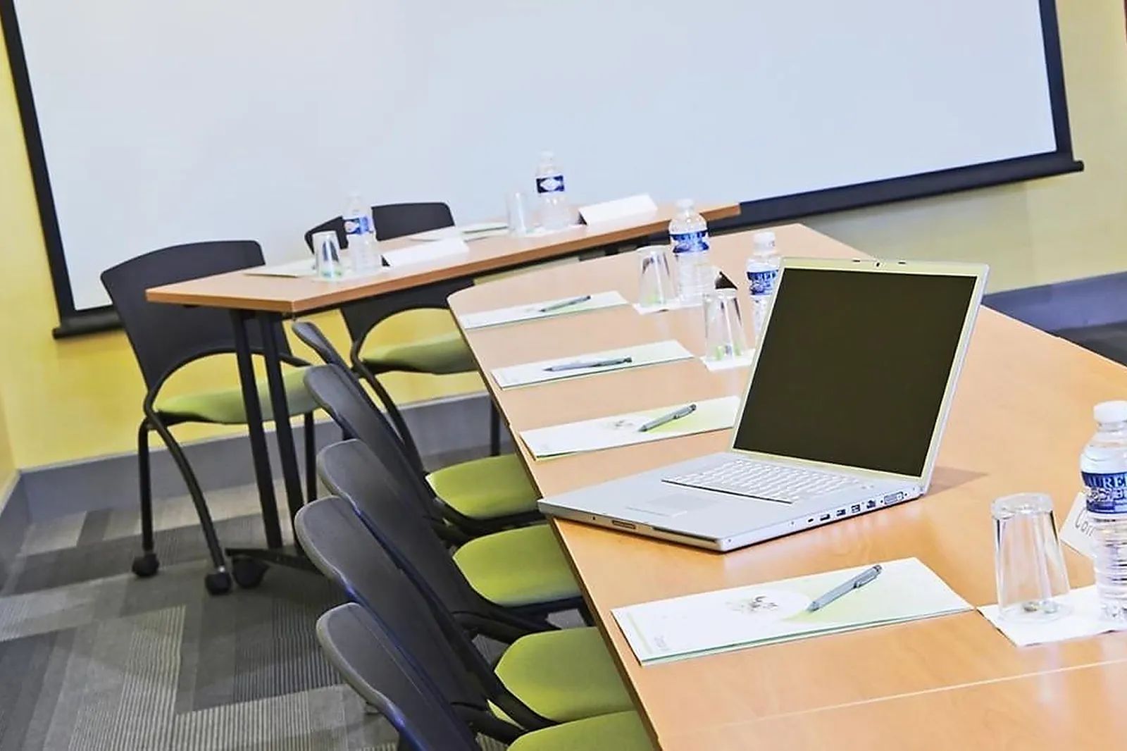 Lieux événementiels, CAMPANILE DIJON CENTRE GARE