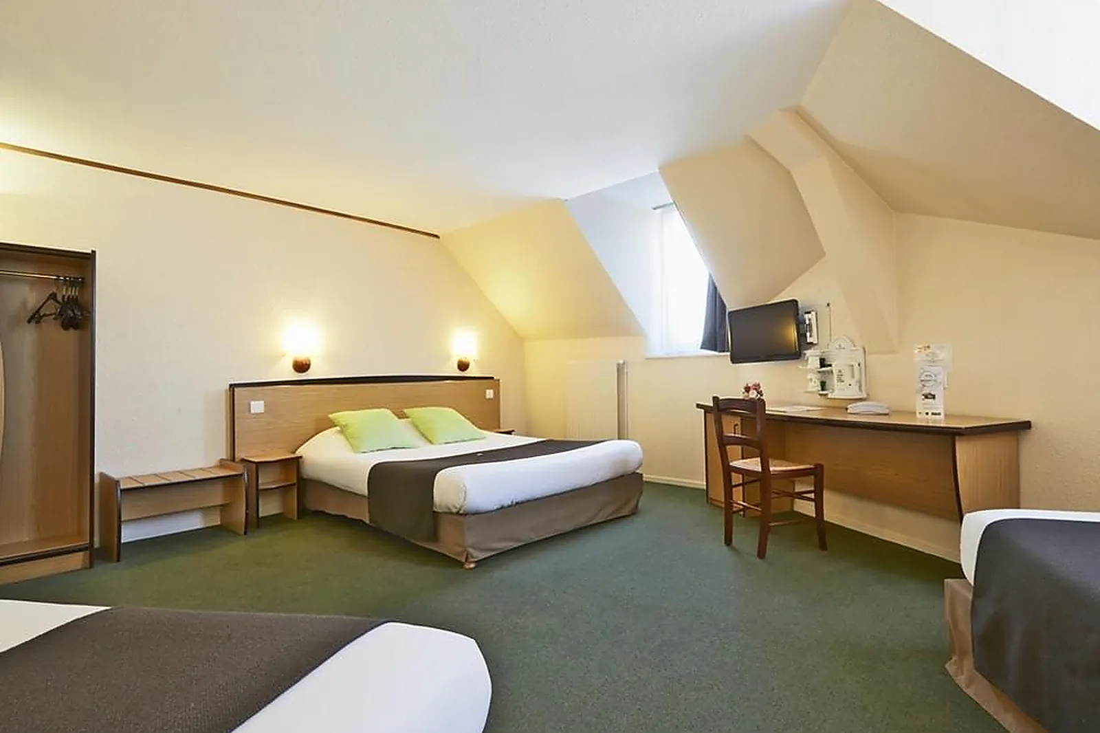 Lieux événementiels, CAMPANILE DIJON CENTRE GARE