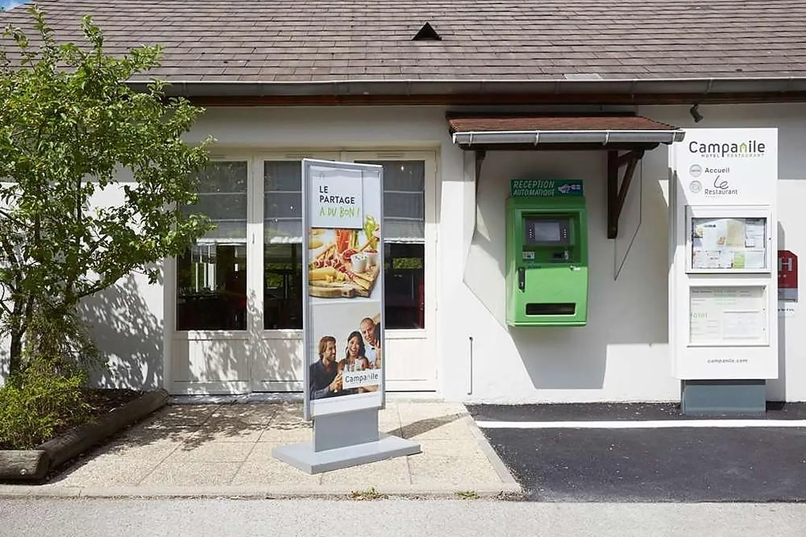 Lieux événementiels, CAMPANILE DIJON SUD