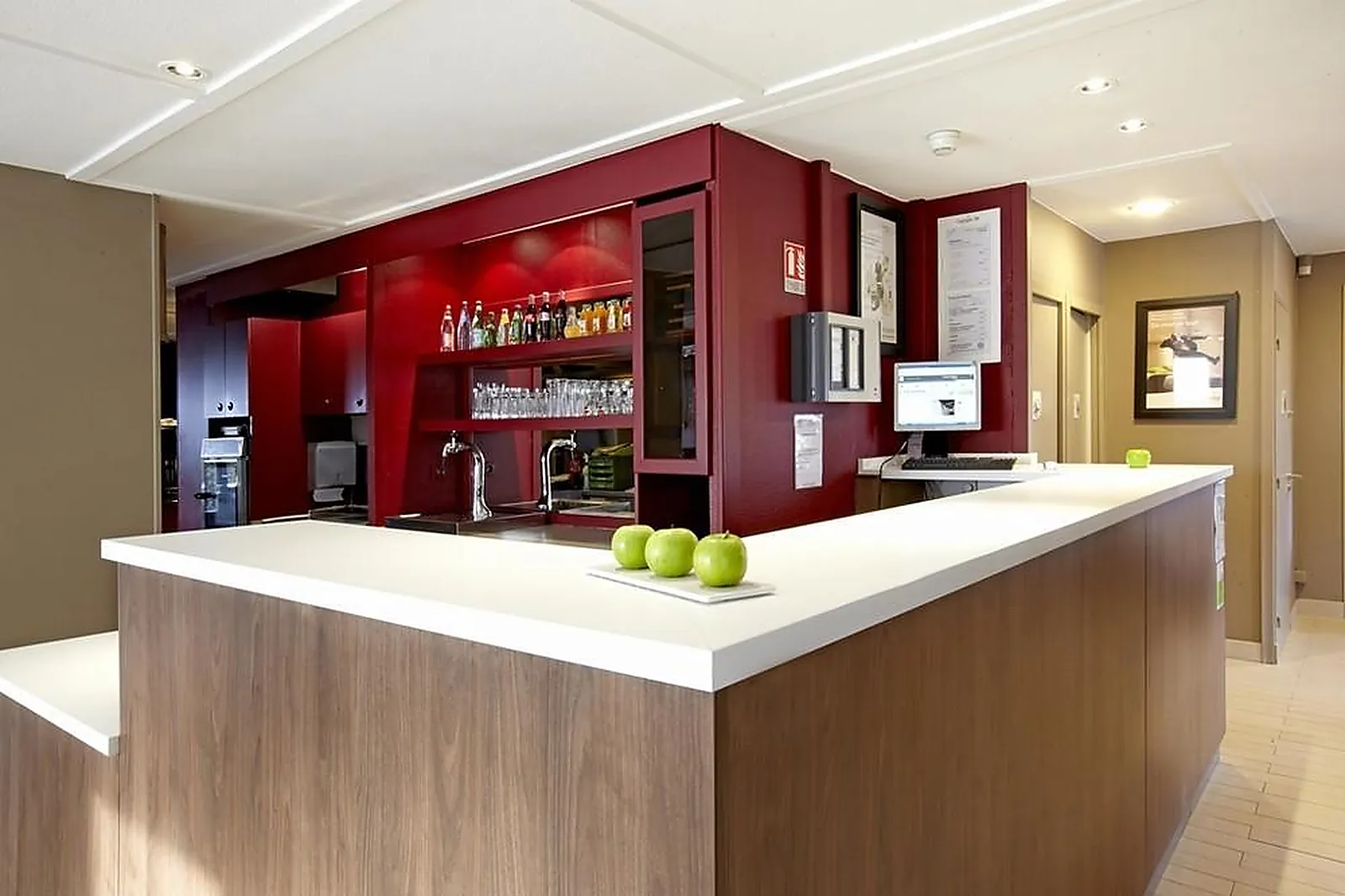 Lieux événementiels, CAMPANILE DIJON SUD