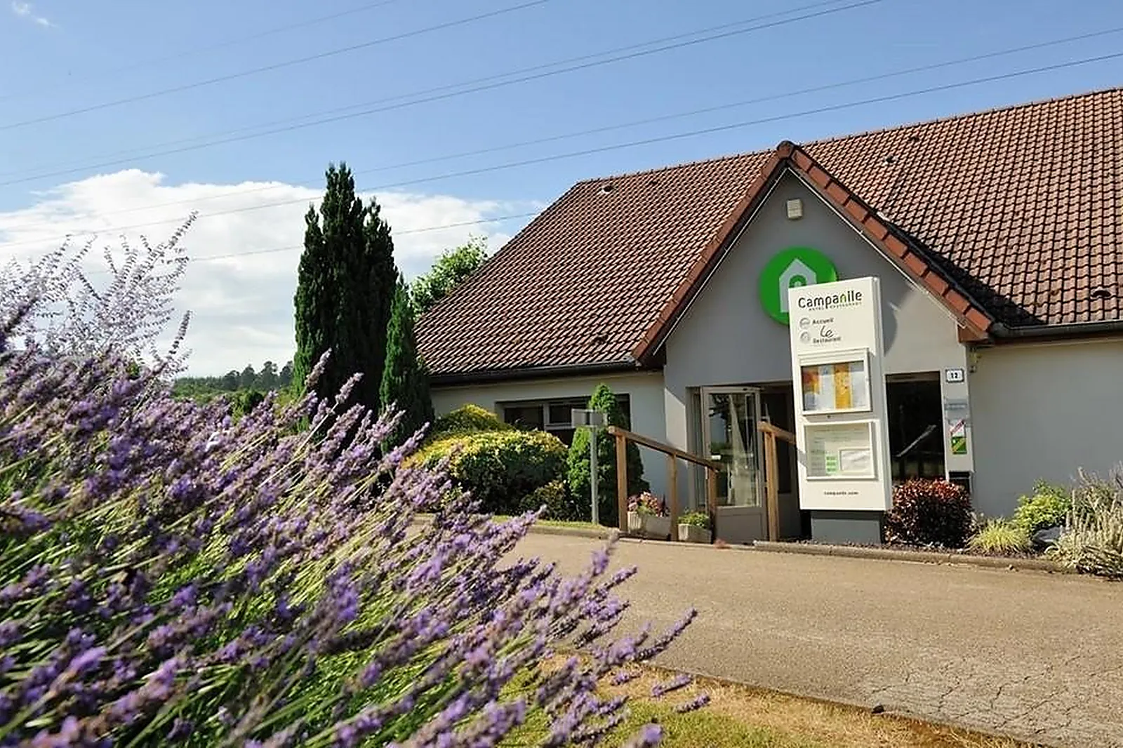 Lieux événementiels, CAMPANILE DOLE