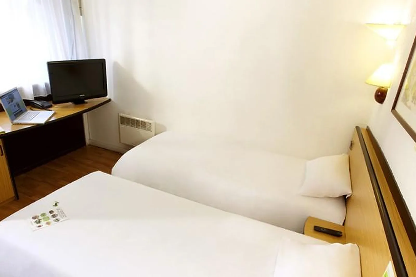 Lieux événementiels, CAMPANILE DOLE