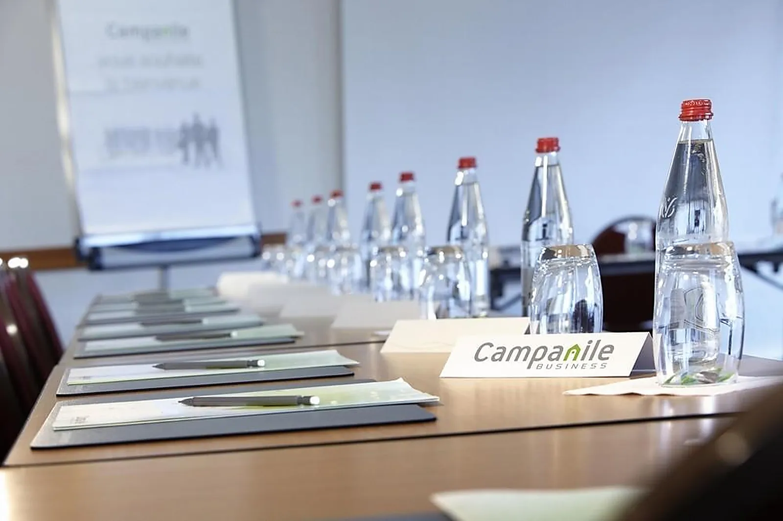 Lieux événementiels, CAMPANILE DOUAI - CUINCY