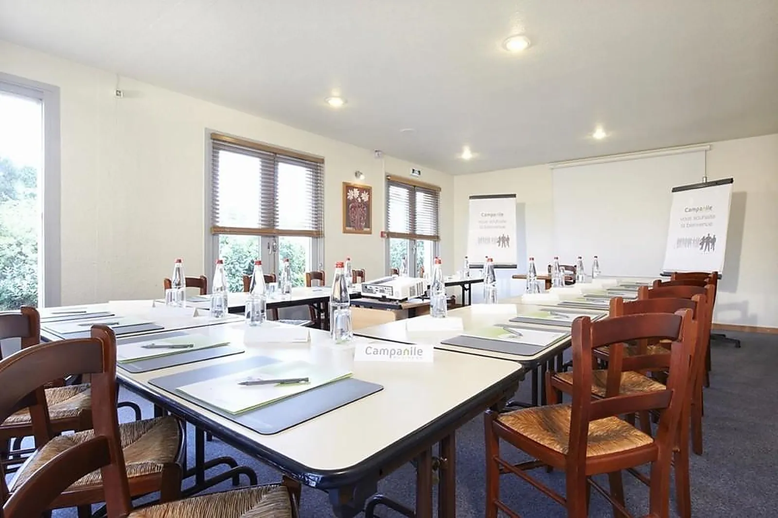 Lieux événementiels, CAMPANILE DUNKERQUE EST - ARMBOUTS CAPPEL