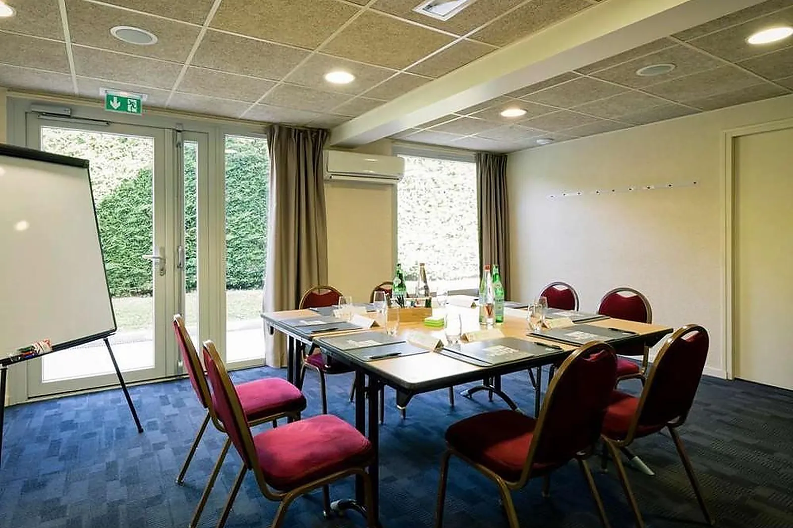 Lieux événementiels, CAMPANILE GENEVE AEROPORT