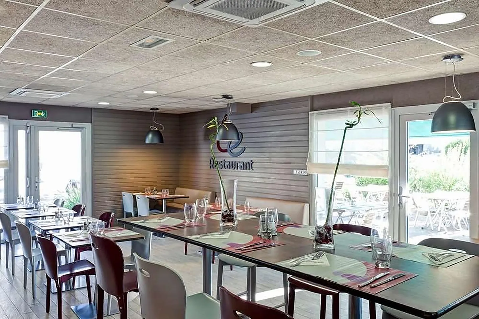 Lieux événementiels, CAMPANILE GENEVE AEROPORT