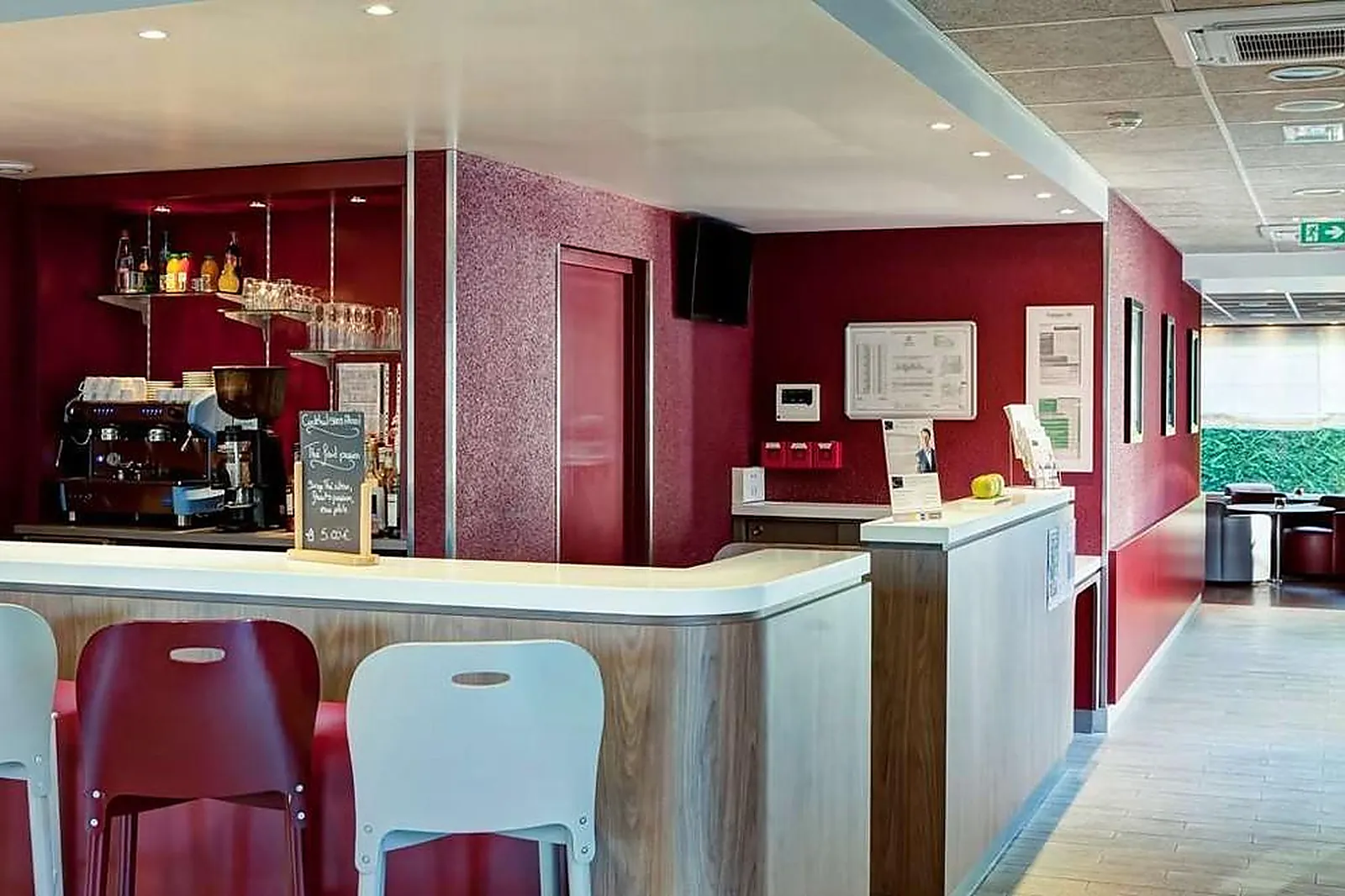 Lieux événementiels, CAMPANILE GENEVE AEROPORT