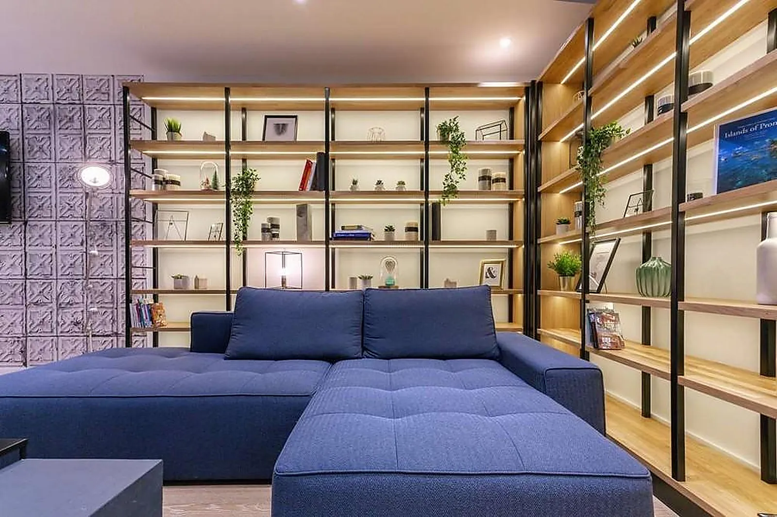 Lieux événementiels, CAMPANILE LAVAL NORD