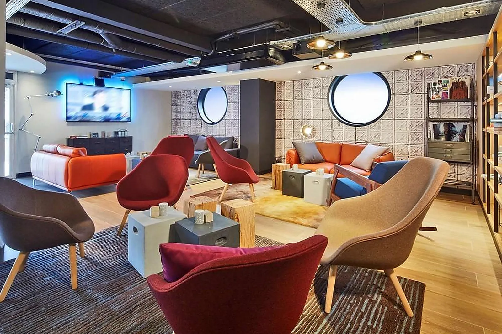 Lieux événementiels, CAMPANILE LE BOURGET AÉROPORT