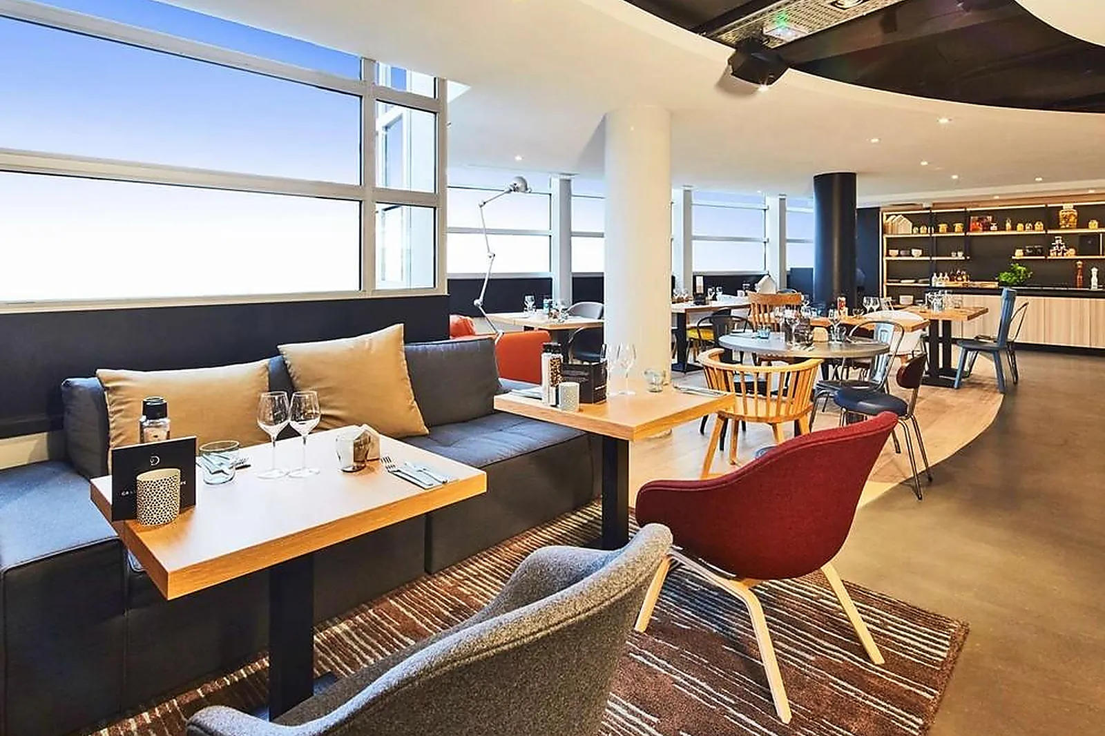 Lieux événementiels, CAMPANILE LE BOURGET AÉROPORT