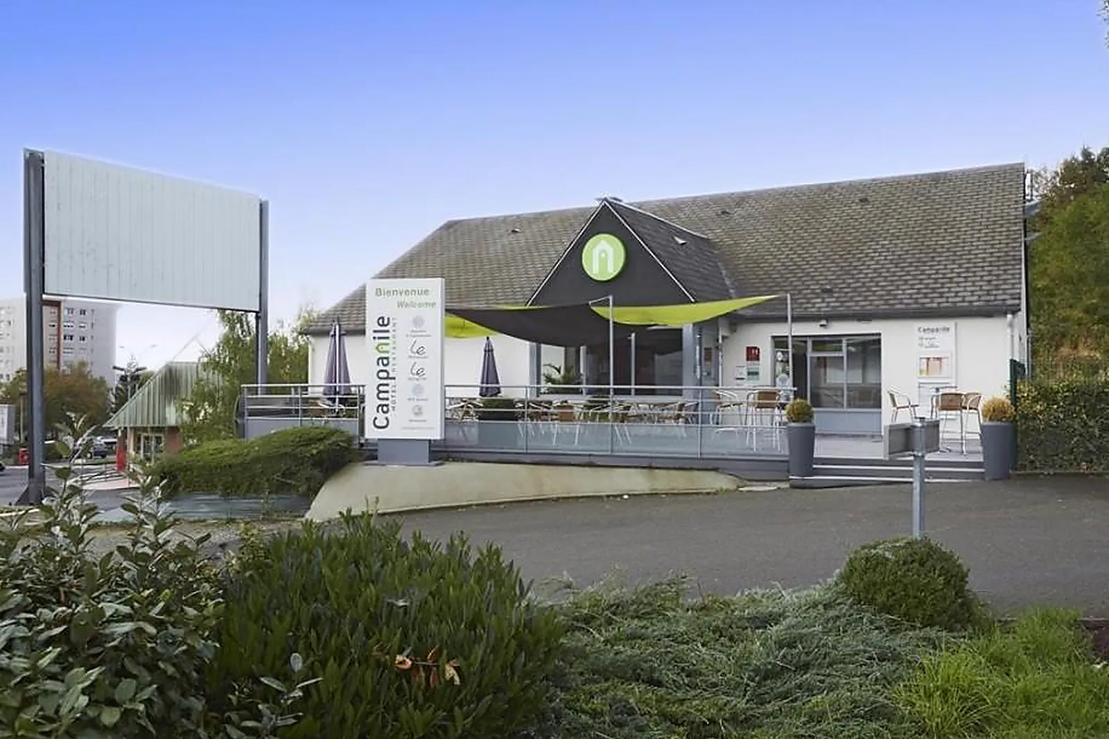 Lieux événementiels, CAMPANILE LE MANS