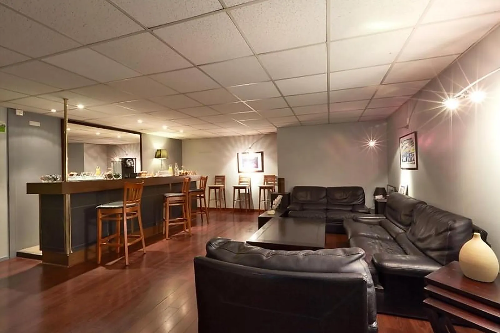 Lieux événementiels, CAMPANILE LE MANS