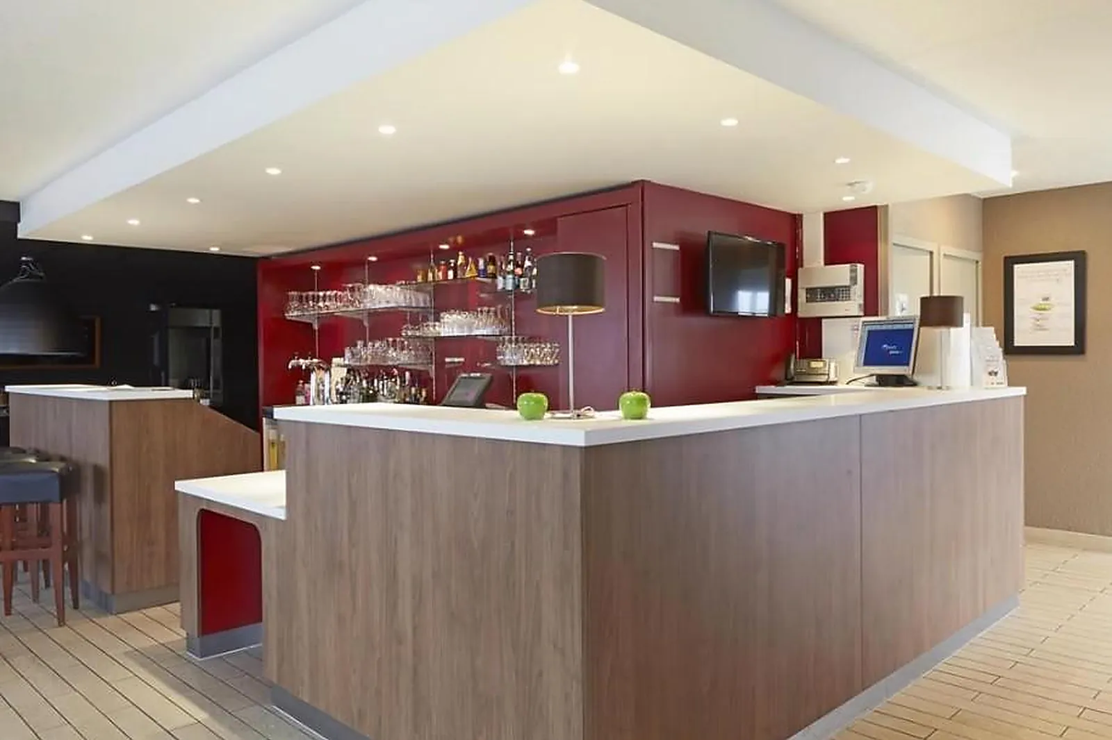 Lieux événementiels, CAMPANILE LE MANS