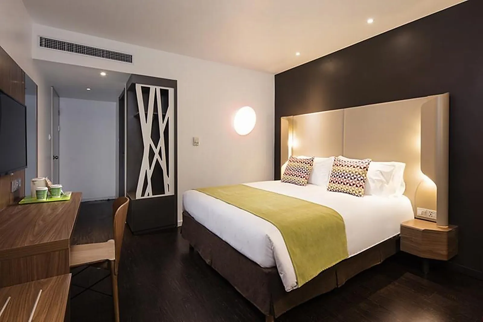 Lieux événementiels, CAMPANILE LE MANS CENTRE GARE