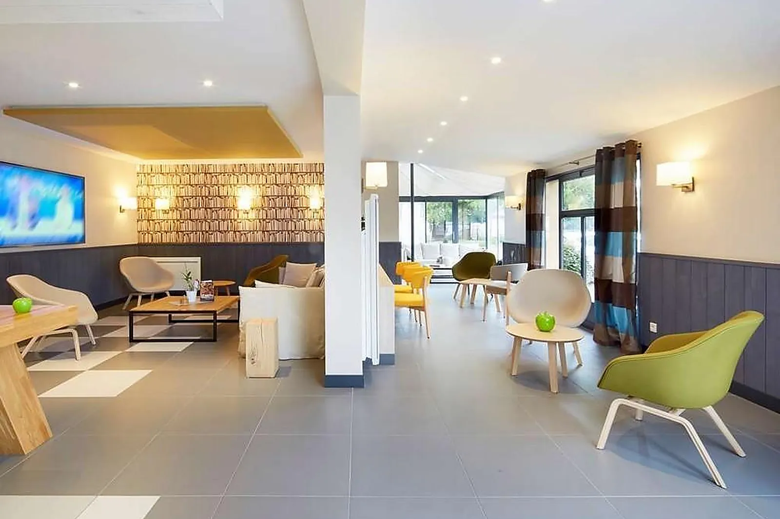 Lieux événementiels, CAMPANILE LE MANS SUD - ARNAGE