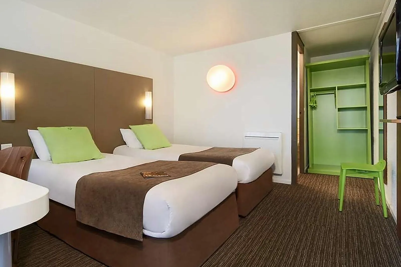 Lieux événementiels, CAMPANILE LE MANS SUD - ARNAGE