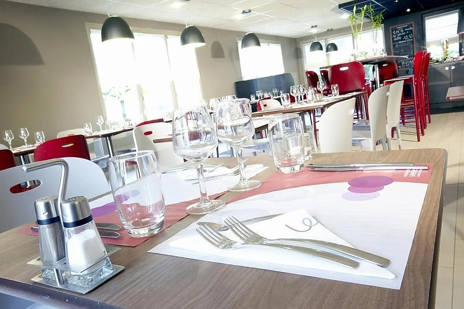 Lieux événementiels, CAMPANILE LILLE NORD - ROUBAIX