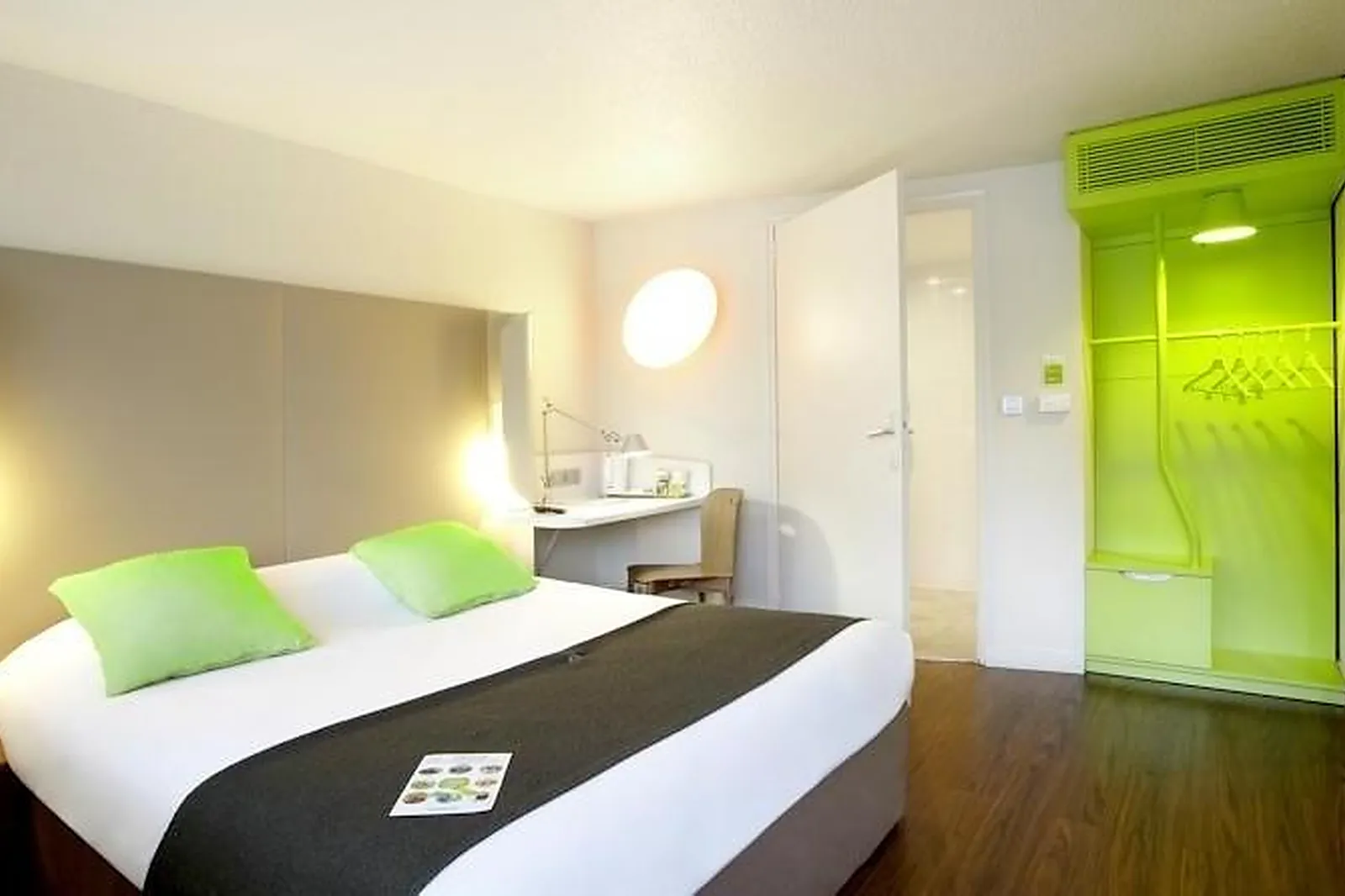 Lieux événementiels, CAMPANILE LILLE NORD WASQUEHAL