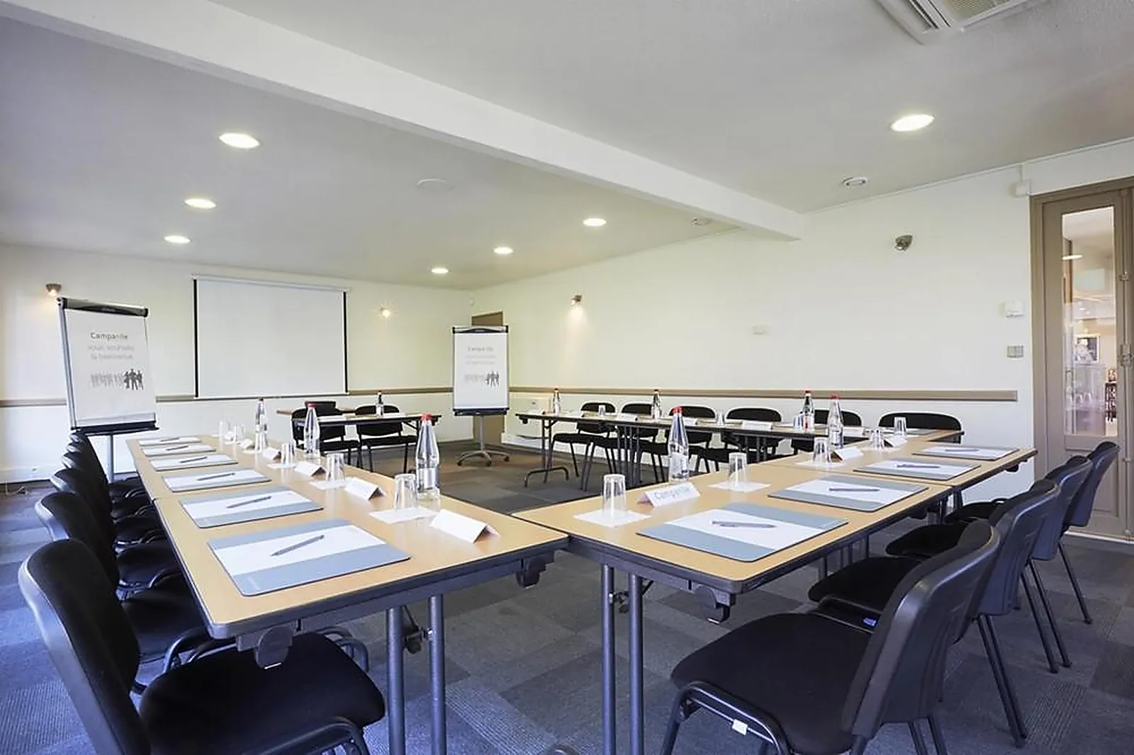 Lieux événementiels, CAMPANILE LILLE OUEST - LOMME