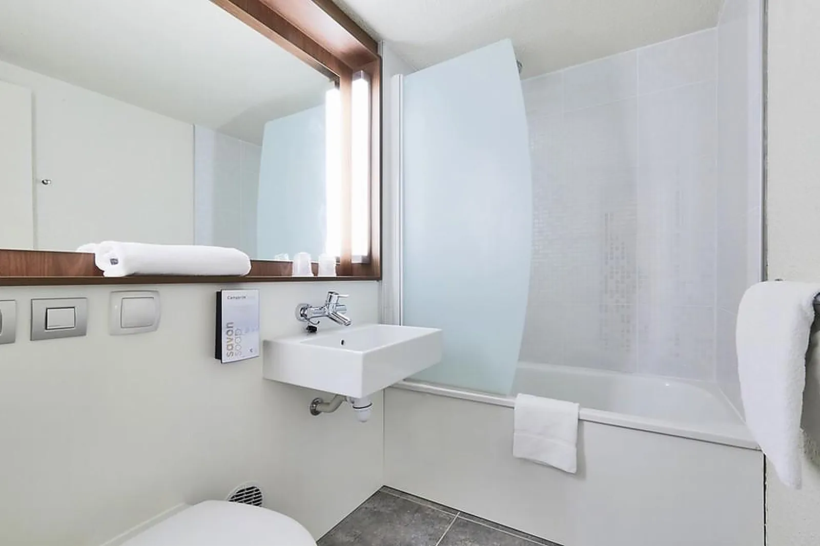 Lieux événementiels, CAMPANILE LILLE SUD CHR