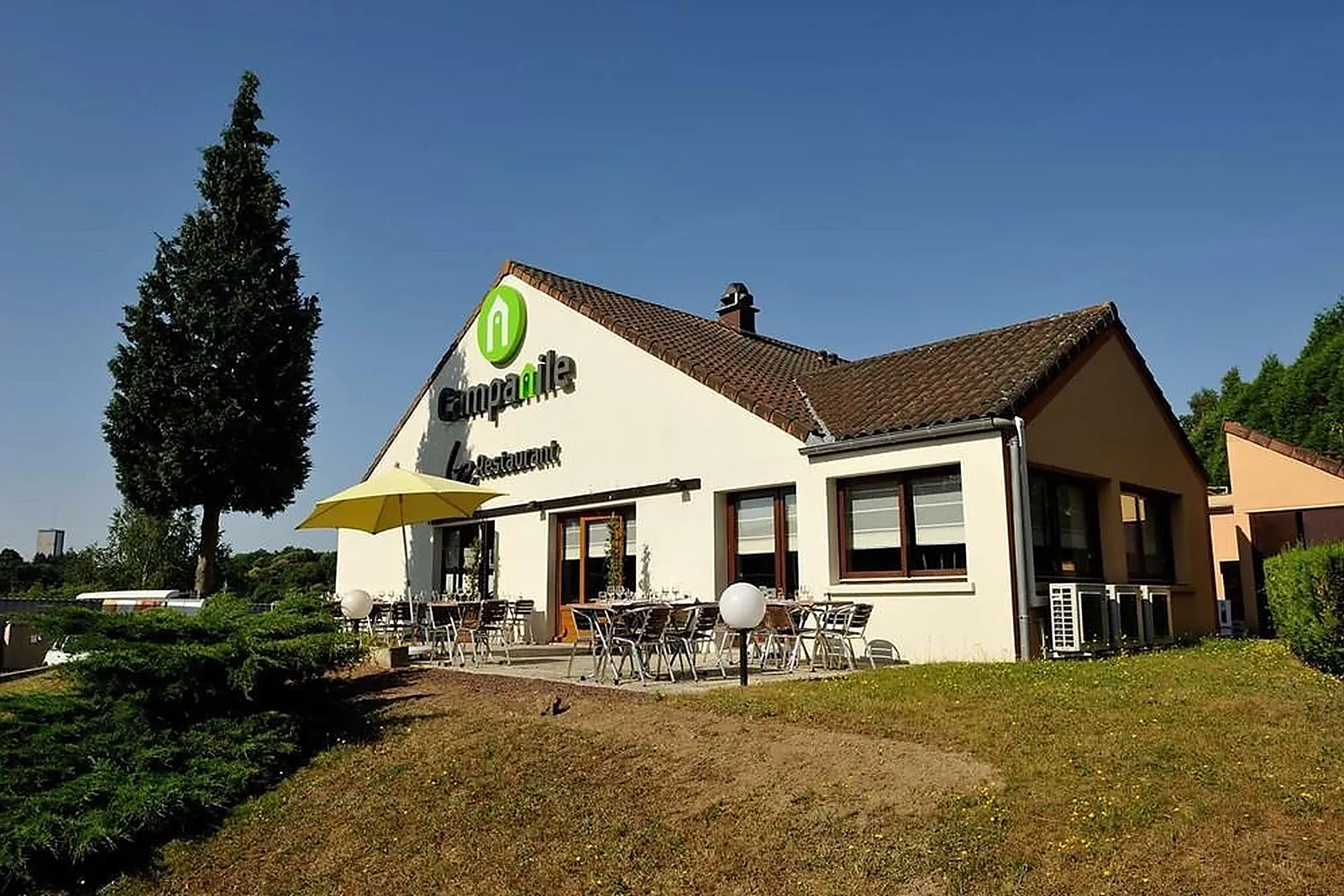 Lieux événementiels, CAMPANILE LIMOGES NORD