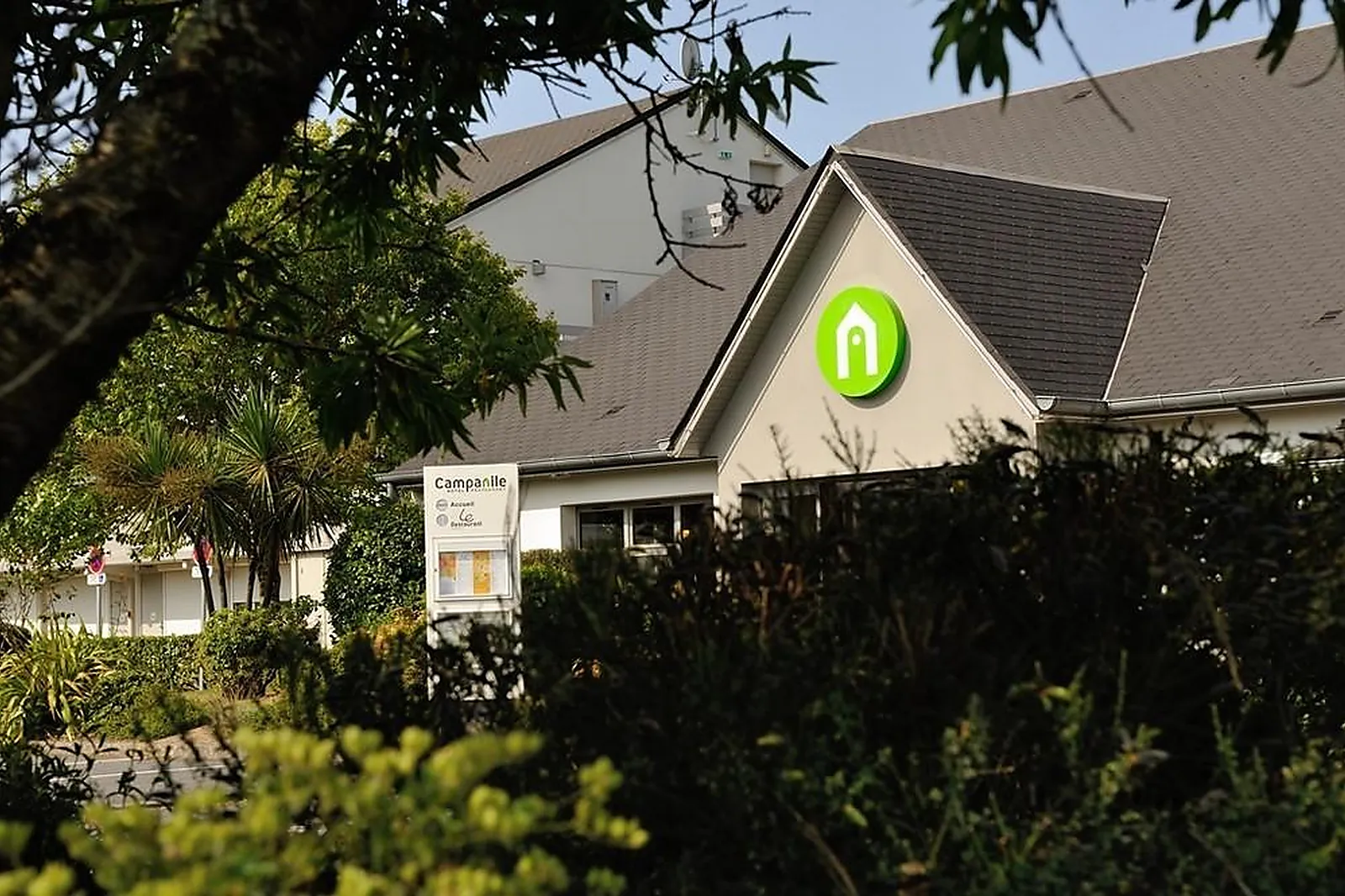 Lieux événementiels, CAMPANILE LORIENT LANESTER