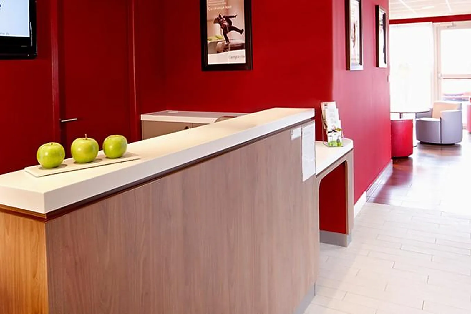 Lieux événementiels, CAMPANILE LYON EST - BRON EUREXPO