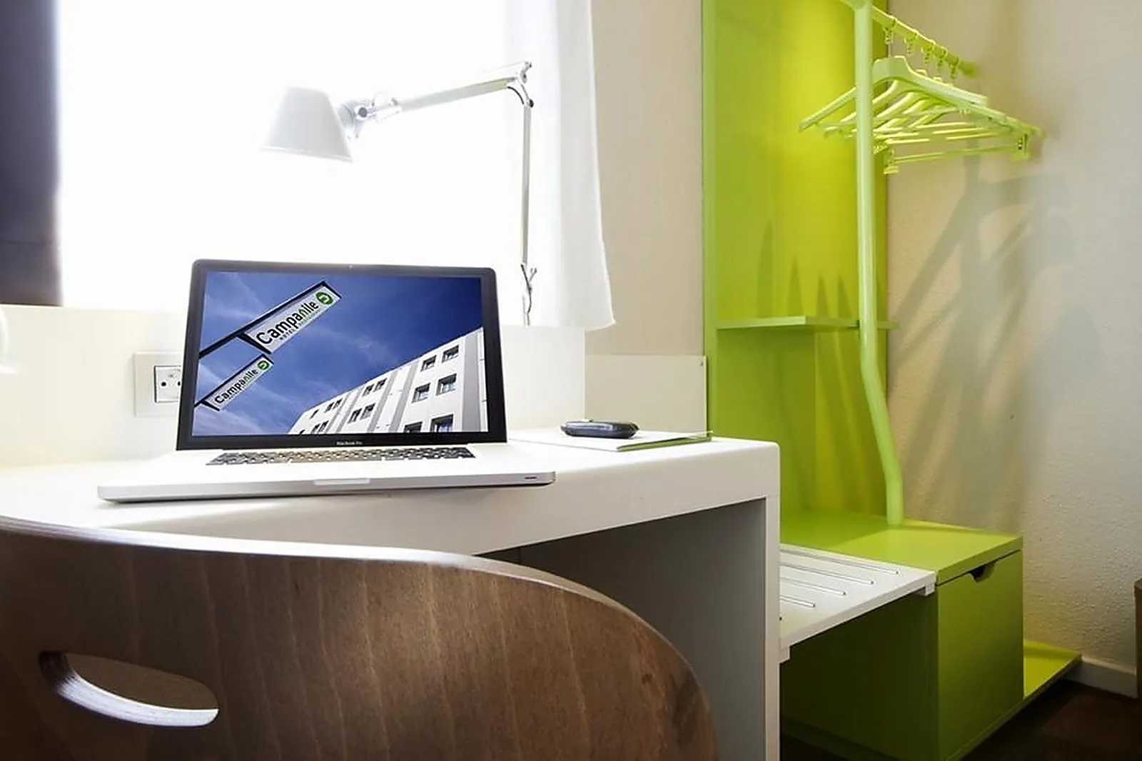 Lieux événementiels, CAMPANILE LYON OUEST TASSIN