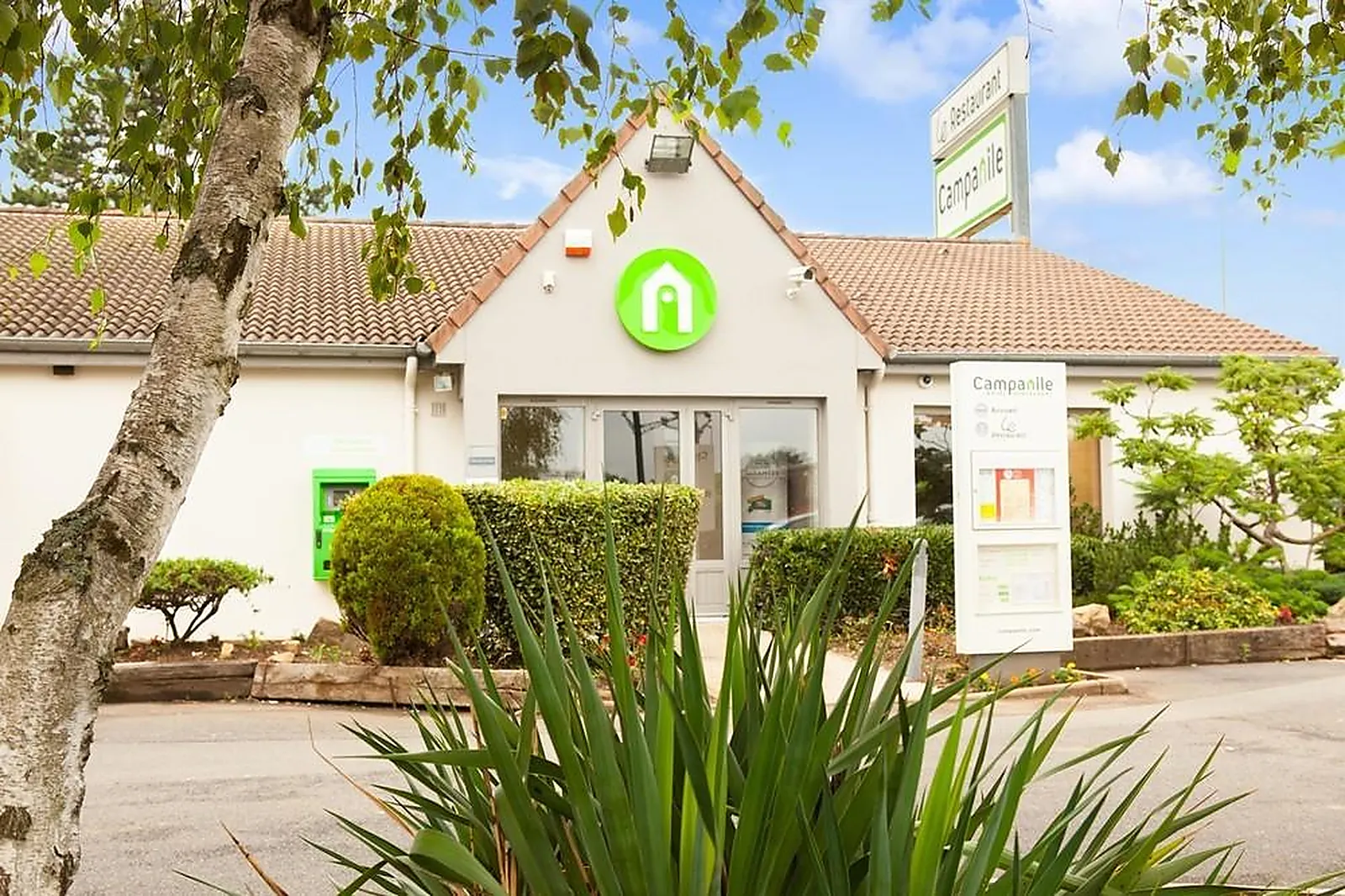 Lieux événementiels, CAMPANILE MACON SUD CHAINTRÉ