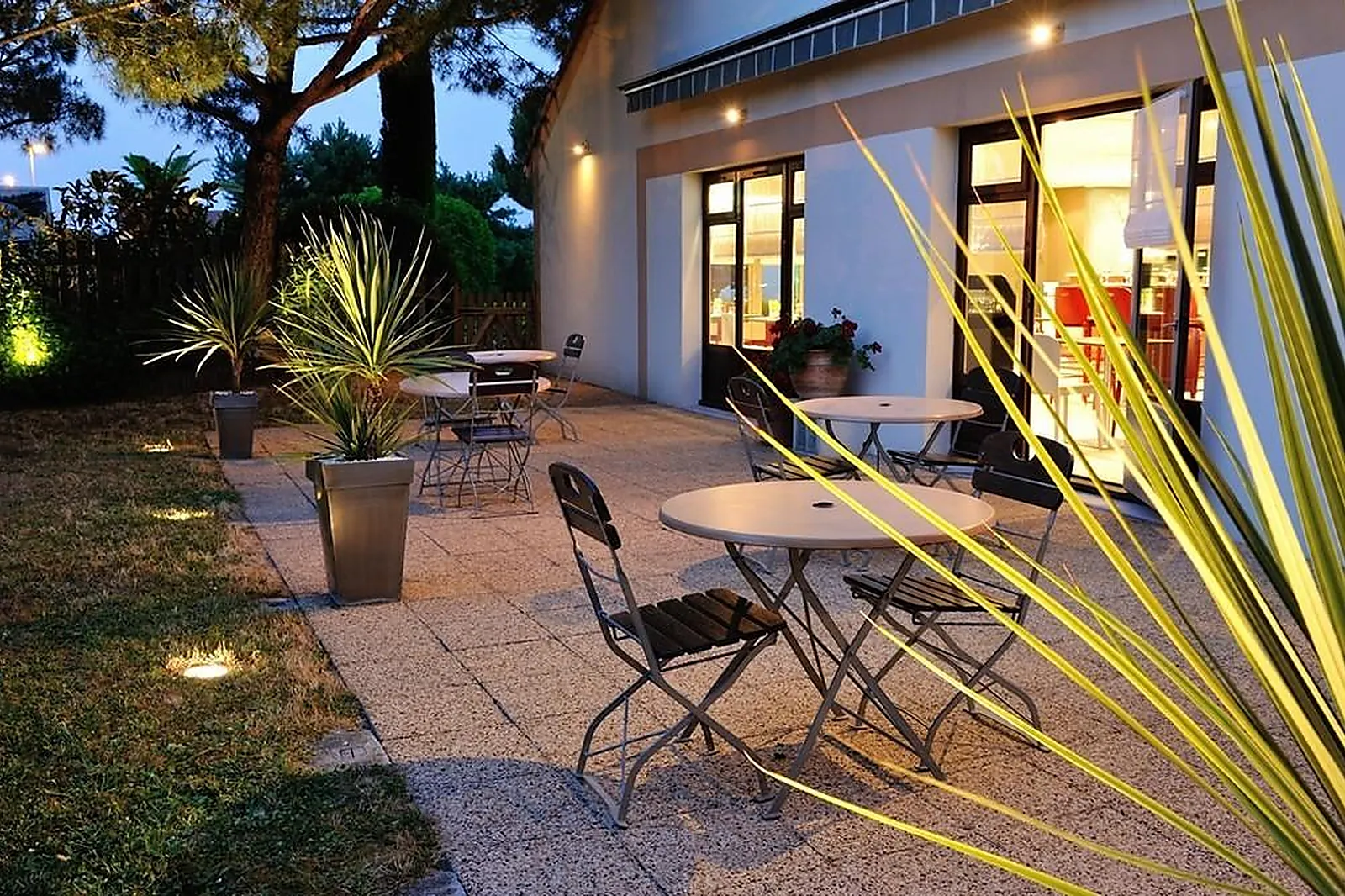 Lieux événementiels, CAMPANILE MARMANDE