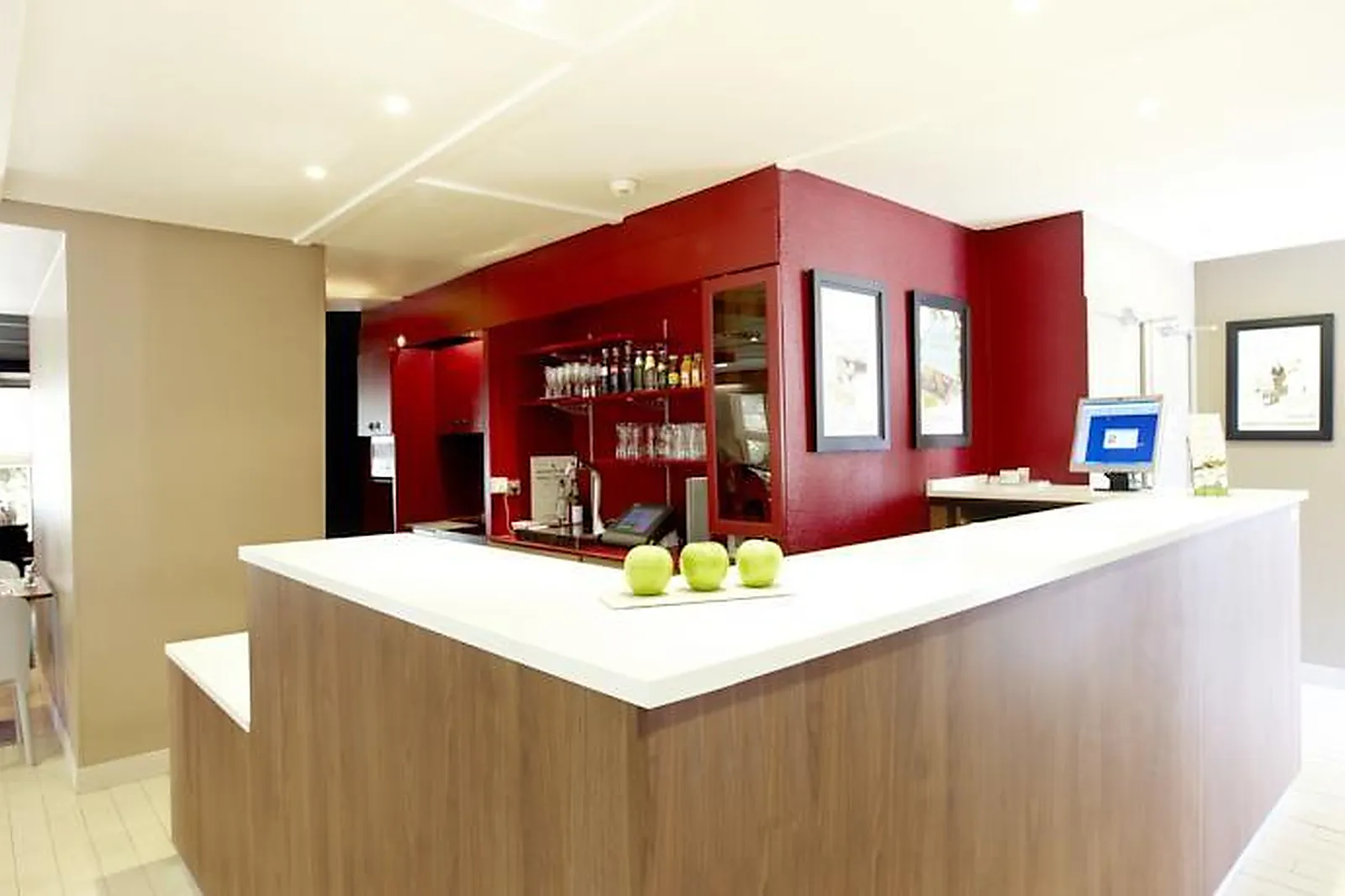 Lieux événementiels, CAMPANILE MARSEILLE - VITROLLES ANJOLY